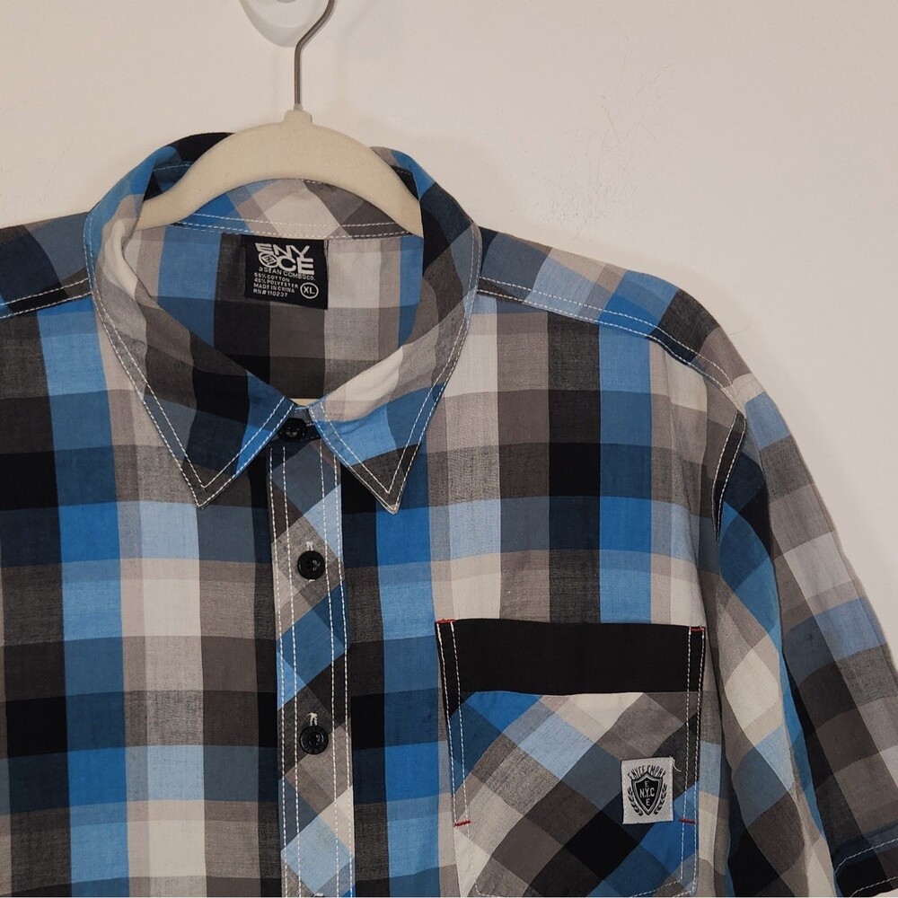 Enyce Men's XL Blue Gray White Plaid Short Sleeve Button Up Shirt Pockets